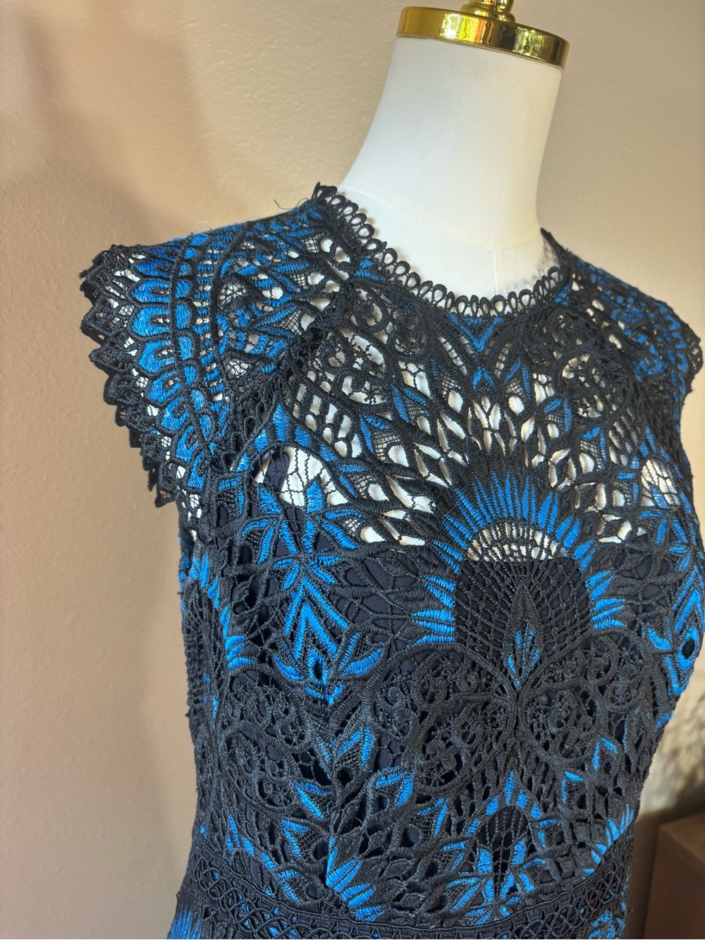 Shoshanna Black Lace Maxi Dress with Blue Underlay - Picture 5 of 7